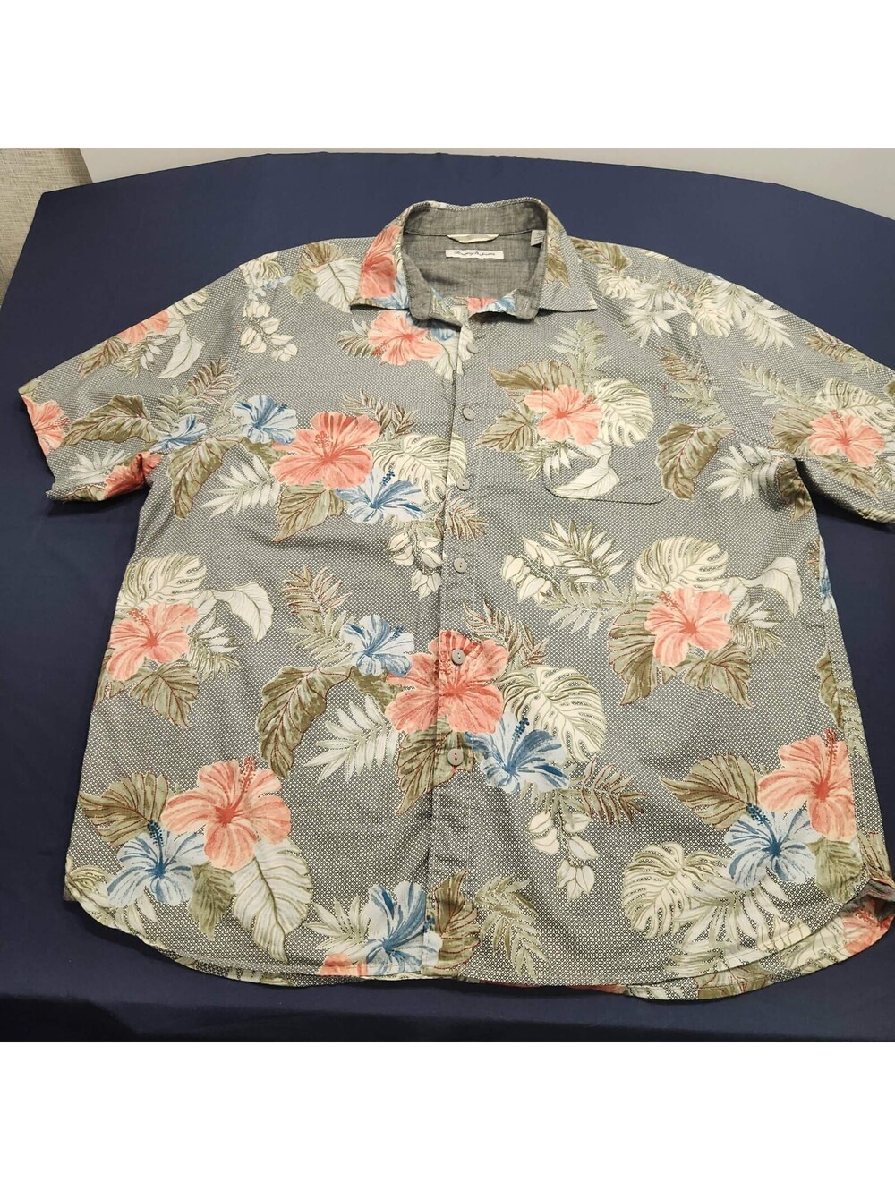 Tommy Bahama Mens L Hawaiian Shirt Hibiscus Floral Tropical Gray Button Up